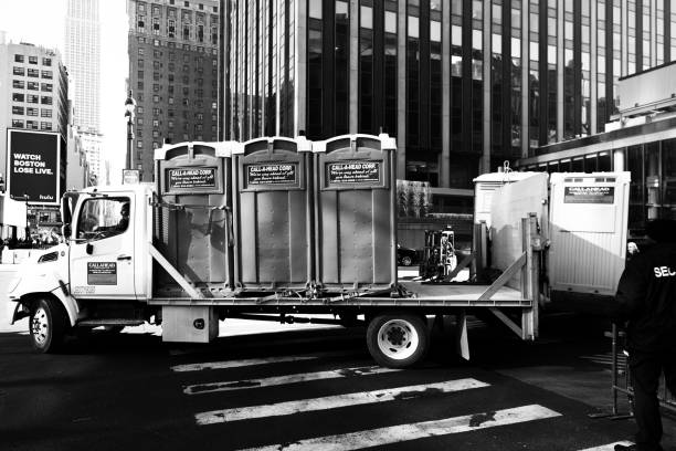 Portable Toilet Options We Offer in Summer Set, MO